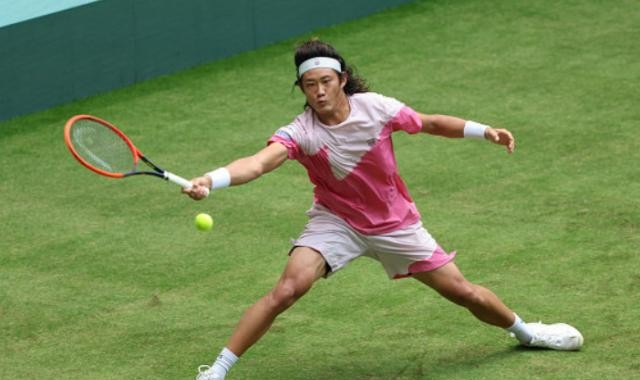 v站体育-张奔斗：张之臻挑战世界第一 查出二发是巨大差距